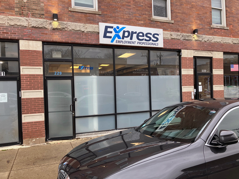 Chicago (Hyde Park), IL Express Employment Professionals Office